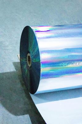Kullanım Dayanıklı Holografik Kendine Yapıştırıcı Film Rulo 50u Yüzey Kalınlığı