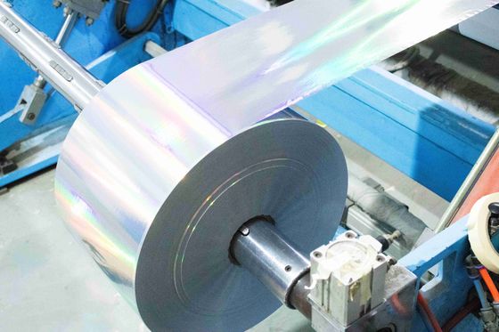 Petrol yapıştırıcı kendi kendine yapıştırıcı holografik film rulo Mylar tipi çizilmeye dayanıklı