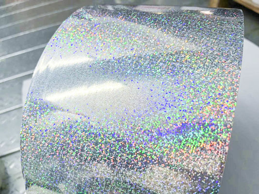 Sıradan yapışkan açık holografik yapışkan film etiket kağıdı 800m uzunluk