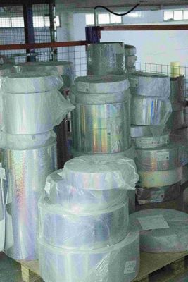 Sıcaklığa karşı termal kağıt Jumbo Roll Kağıt Yaprakları Sıcak yapıştırıcı Tipi