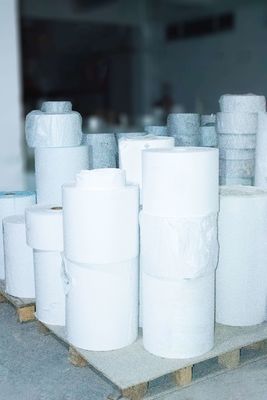 Kendine yapışkan termal etiket Jumbo Roll, yapışkan arka kağıt 54u Yüzey kalınlığı