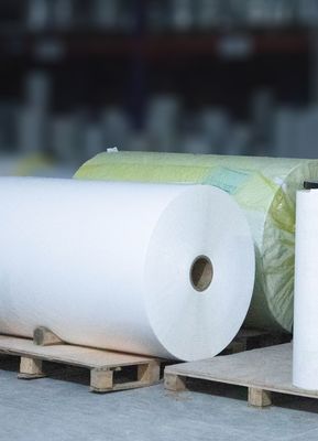Akrilik yapışkan Tip Yapışkan Termal Kağıt Jumbo Roll Etiket Normal Yapışkan