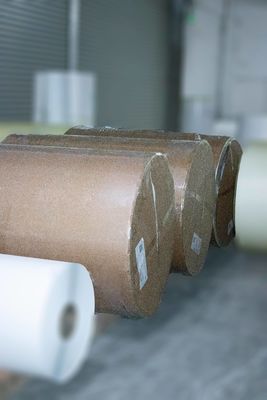 Sıcak Erimiş Yapıştırıcı Termal Etiket Rulo, Kraft Kağıdı Jumbo Rulo 80u Yüzey Kalınlığı
